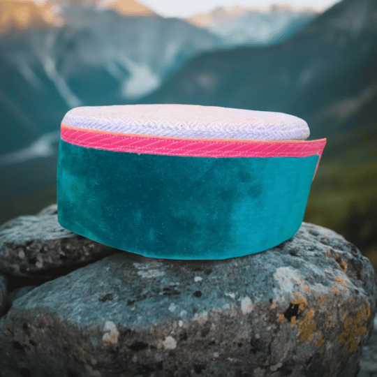 Kinnauri Himachali topi traditional woolen cap with green band by Apneehatti