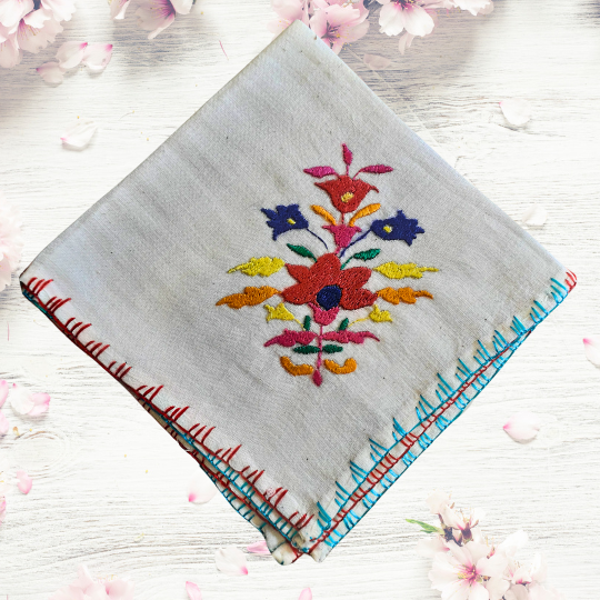 Apneehatti Chamba Rumal handmade embroidery flower design traditional Himachal handicraft